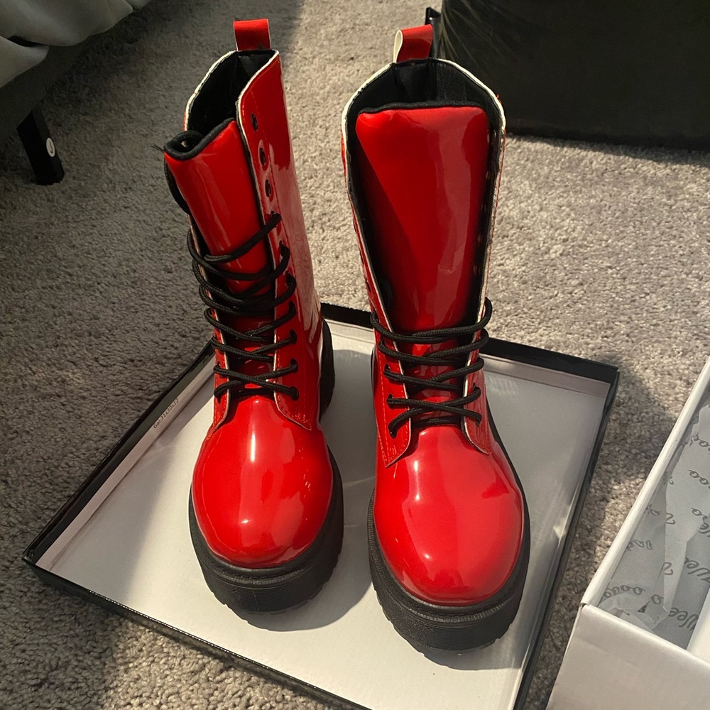 Weeboo combat boots